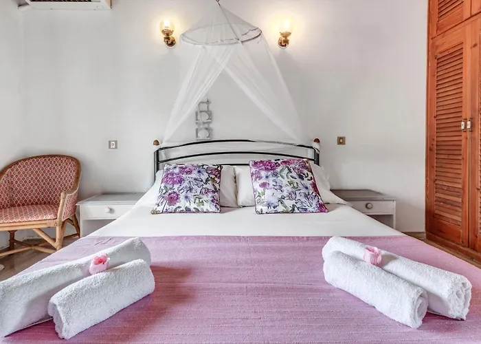 Eros Beach Hotel
