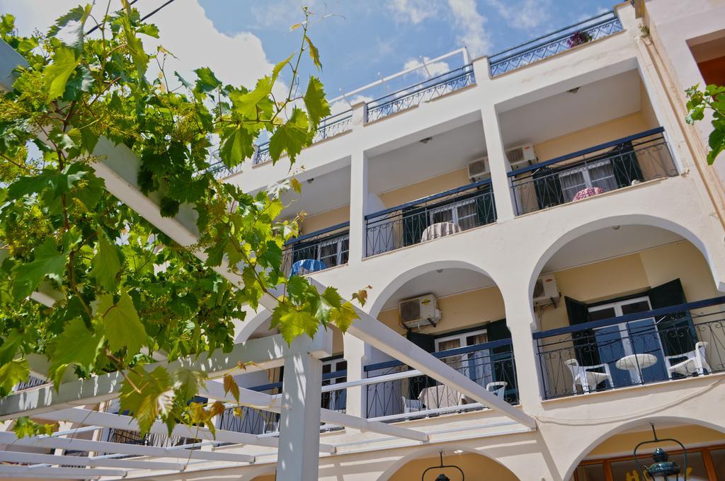 Eros Hotel Benitses (Corfu)