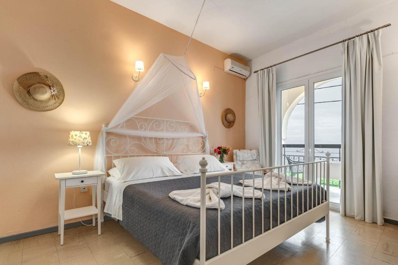 Hotel Eros