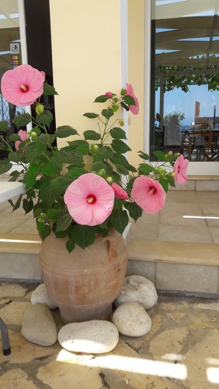 Eros Hotel Benitses (Corfu)